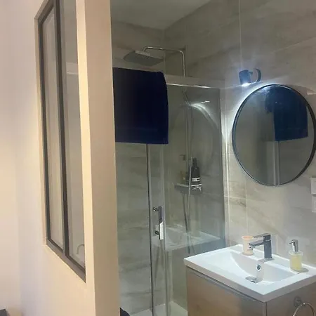 Cityscape Homestay Lyon